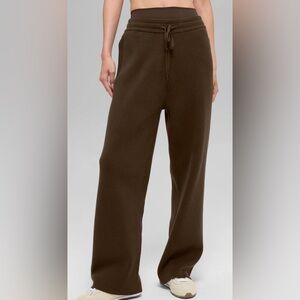 NWT Scholar Straight Leg Sweatpant